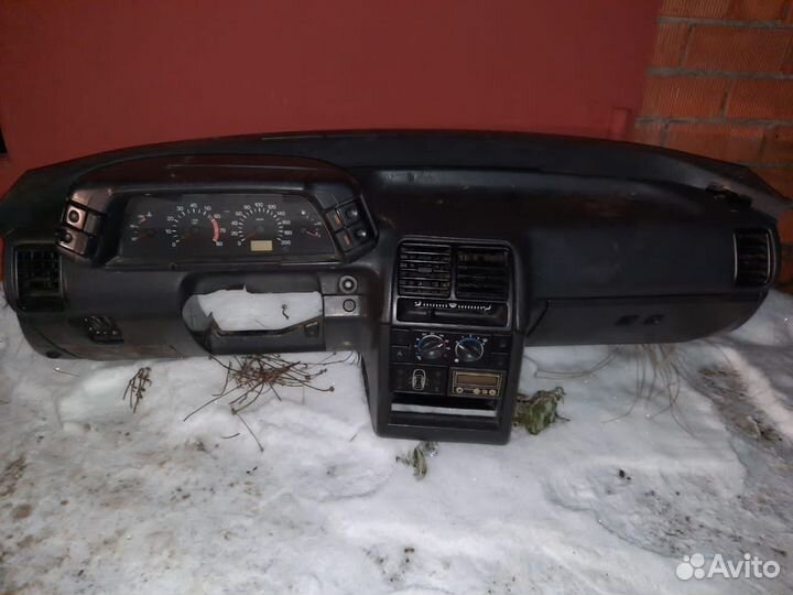 Панель в сборе на ваз 2110, 2112, приора