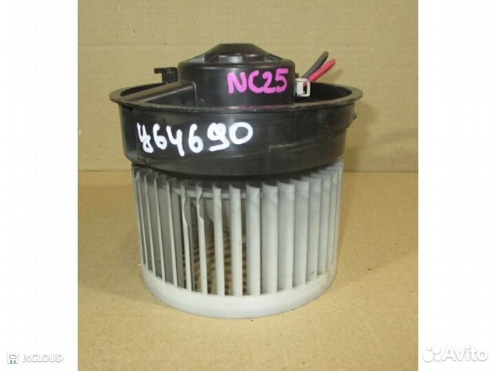 Мотор печки на nissan serena C25 MR20DE