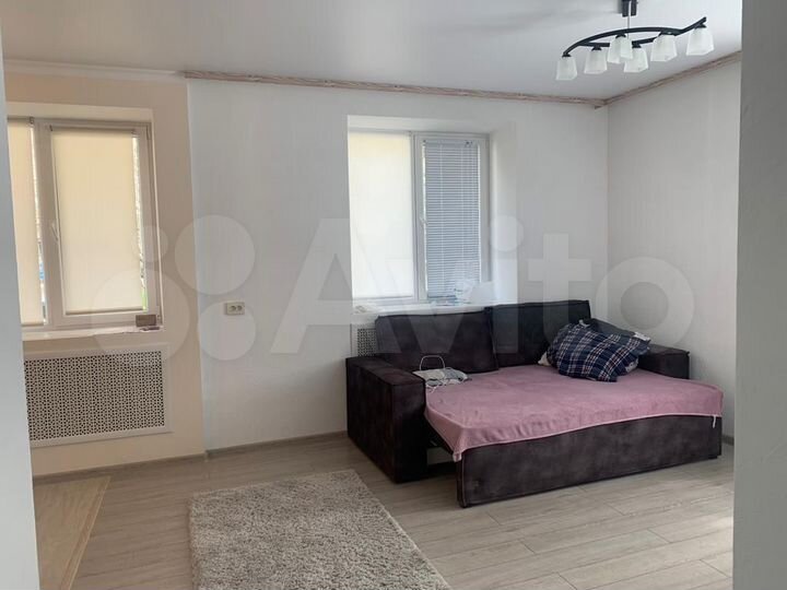 2-к. квартира, 42 м², 1/5 эт.