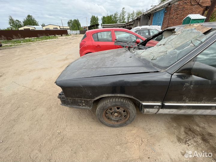 Капот audi 100 c3