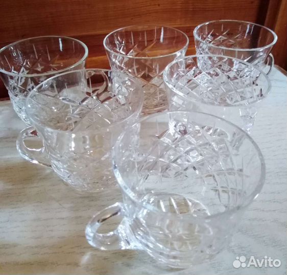 Хрустальные рюмки