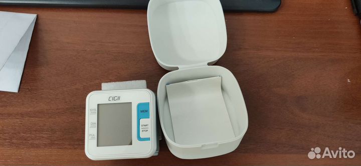 Тонометр на запястье