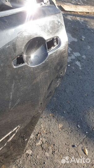 Паджеро спорт 2 задняя левая дверь