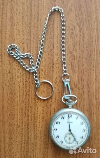 Карманные часы разные