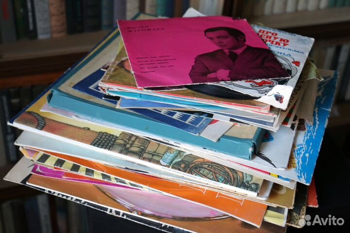 Винил пластинки советские в плохом состоянии 72шт