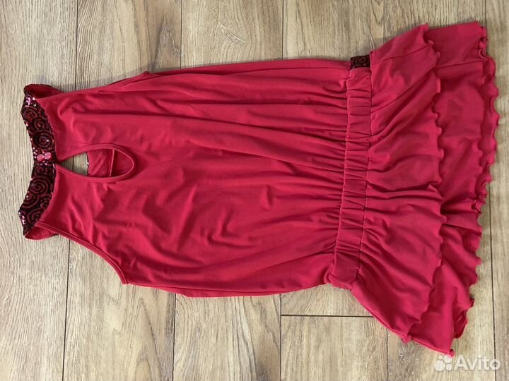 Платье на девочку