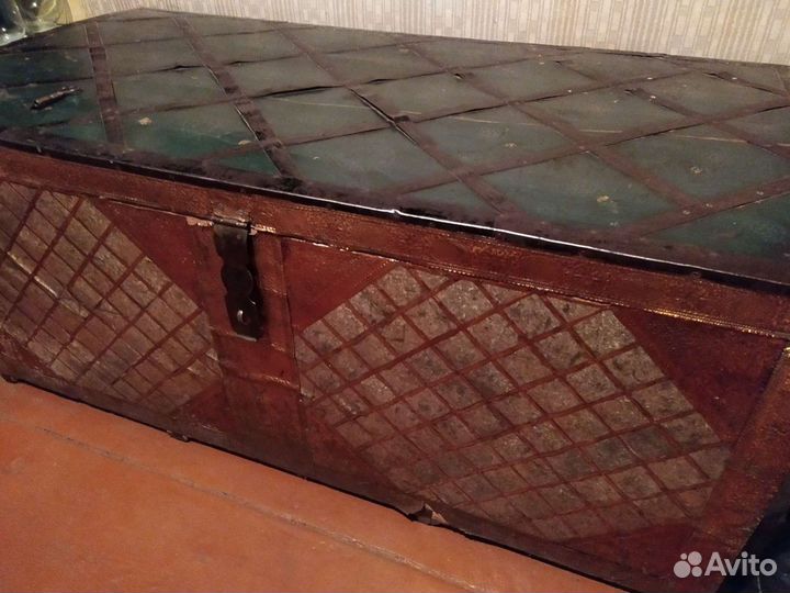 Сундук с музыкальным замком