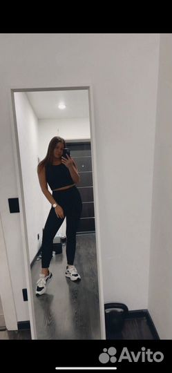 Спортивный костюм женский