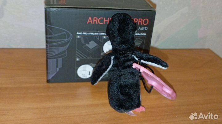 Пингвин мягкая игрушка Лови волну из макдональдс