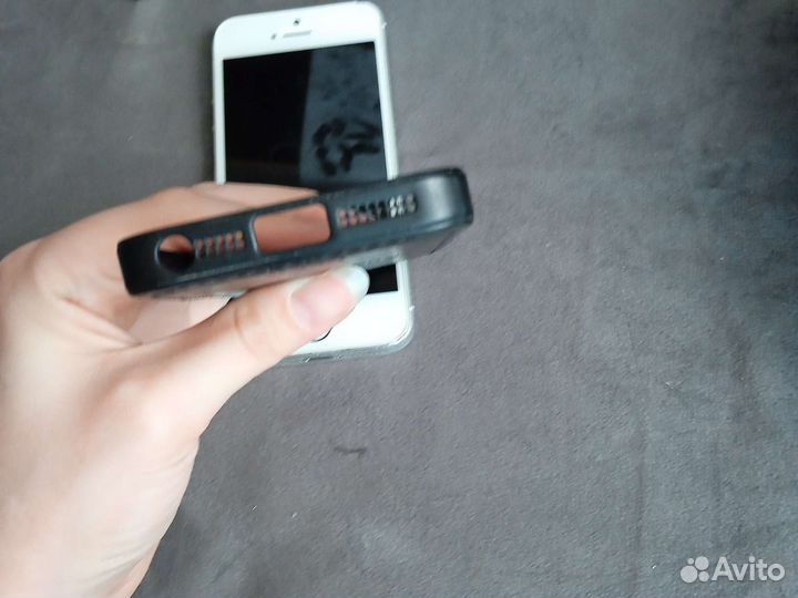 Чехол на iPhone 5s чёрный