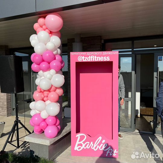 Гирлянда из шаров. Оформление входной группы. Шары