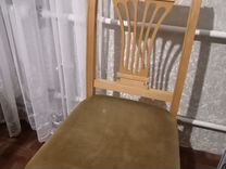 Старые деревянные стулья 8 шт