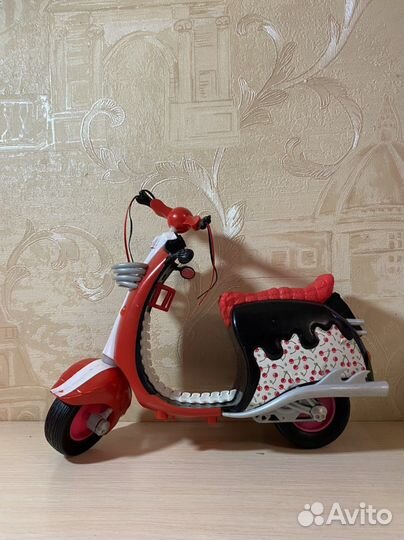 Монстер хай. Скутер Гулии