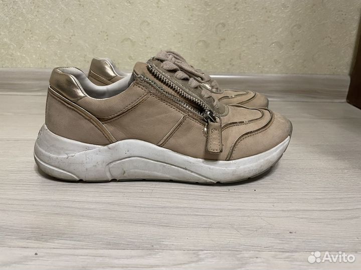 Caprice кроссовки 37