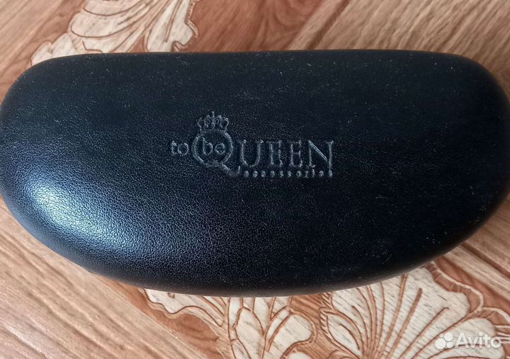 Солнцезащитные очки женские новые