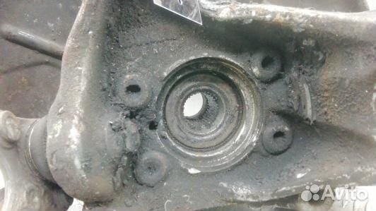 Ступица передняя левая volkswagen passat B6 (BDN18