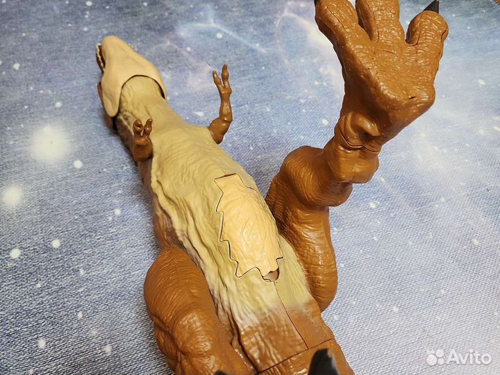 Гигантский тиранозавр Jurrassic World 2