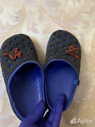 Кроксы шлепки вьетнамки Crocs детские мальчика 31