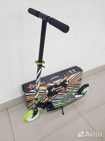 Самокат Explore Connect Plus (светящиеся колеса)