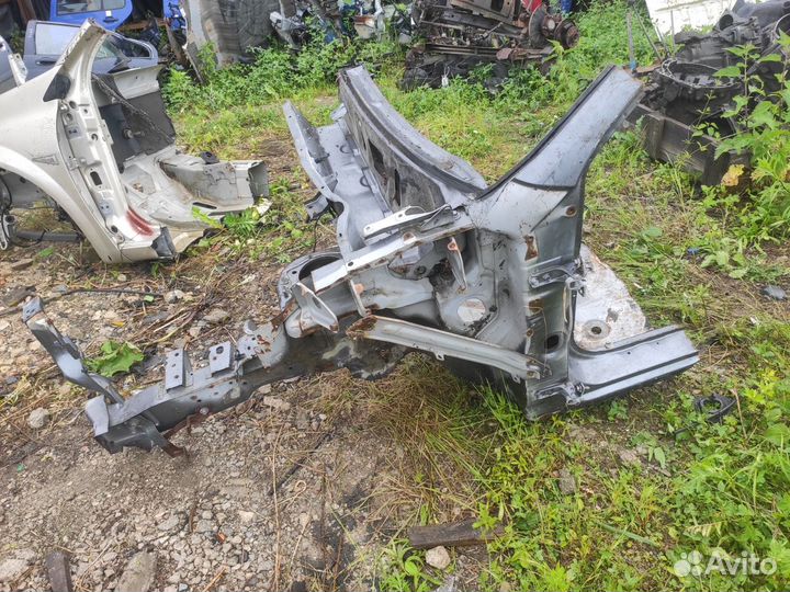 Четверть кузова передний левый Mitsubishi