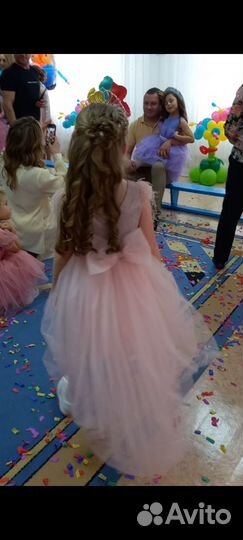 Платье праздничное для девочки