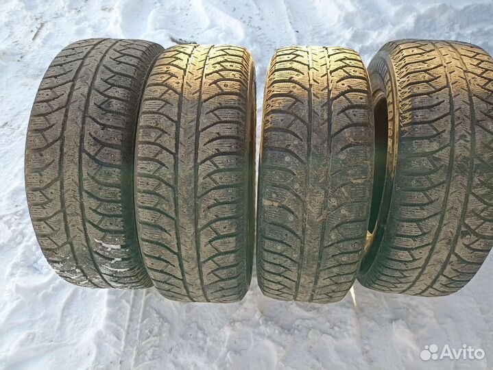 Bridgestone Ice Cruiser 7000 265/65 R17