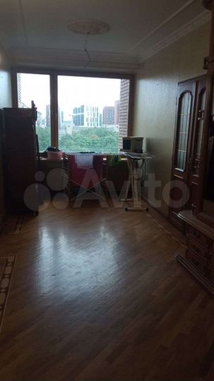 Комната 64,7 м² в 4-к., 8/12 эт.