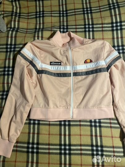 Ветровка ellesse