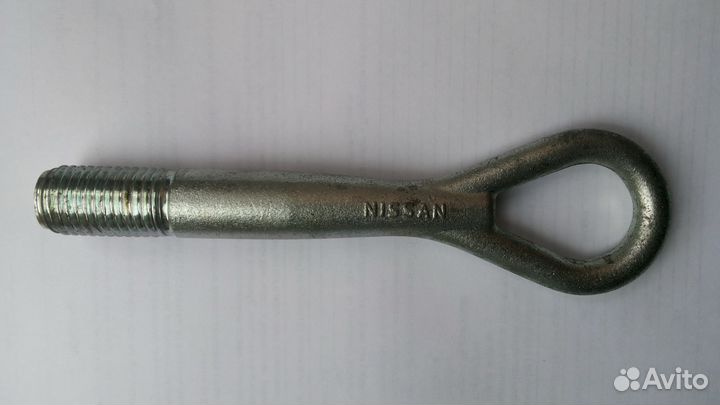 Крюк буксировочный Nissan