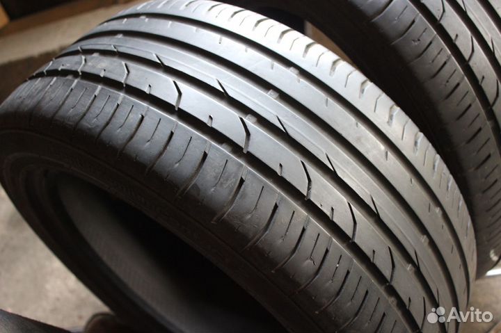 Continental ContiPremiumContact 2 215/45 R16 90V