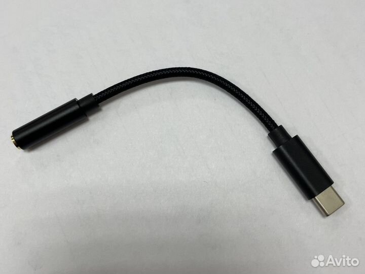 Кабель-адаптер с разъемом Aux USB Тур-C на 3,5 мм