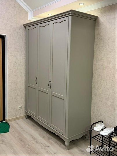 Шкаф 3х-дверный 