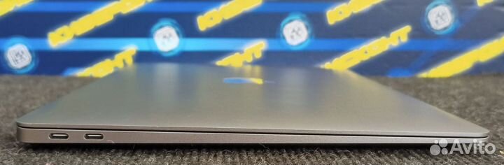 Ноутбук Apple MacBook Air 13 (A2337, M1, 8/256gb)