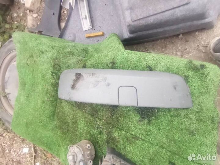 Молдинг бампера передний правый Renault Scenic 2