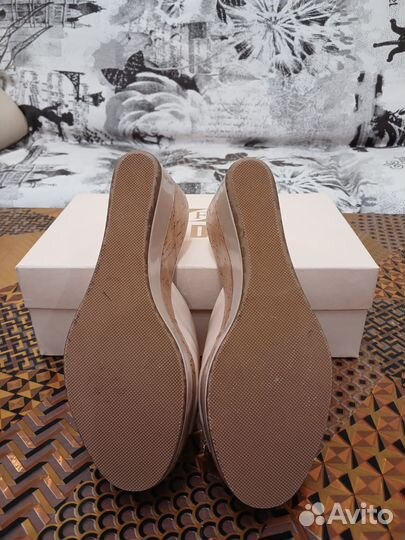 Босоножки женские 38 размер