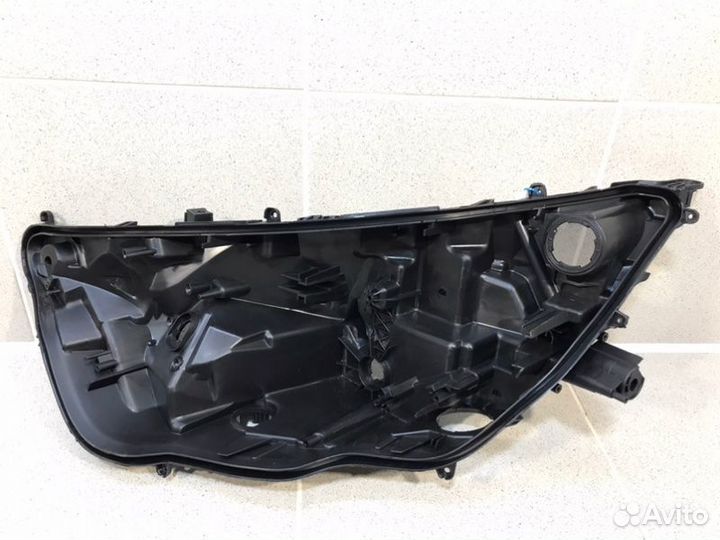 Корпус фары левой Toyota Rav4 5