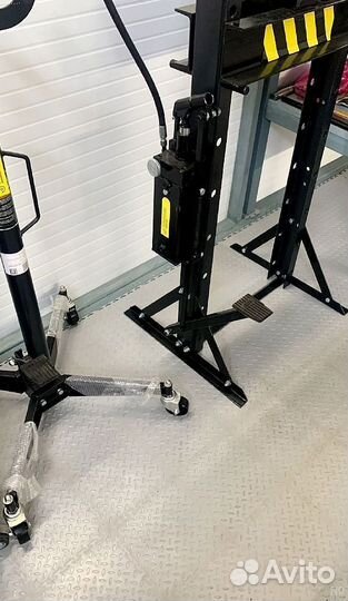 Модульные полы для гаража