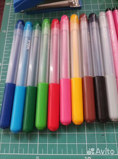 Продаются канцелярские принадлежности