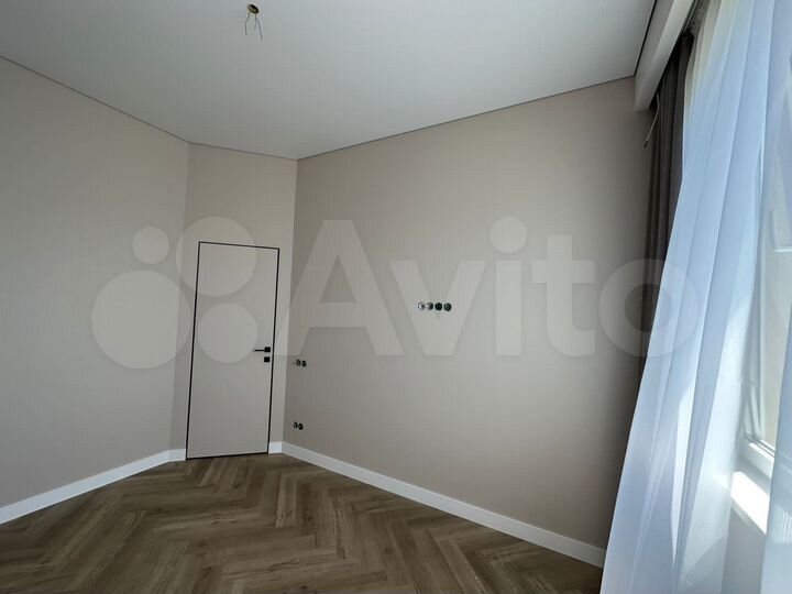 2-к. квартира, 48 м², 8/10 эт.