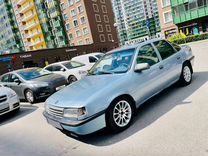Opel Vectra 2.0 AT, 1990, 200 000 км, с пробегом, цена 130 000 руб.