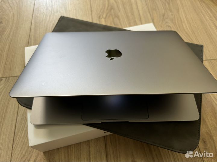 Apple macbook air 2020 retina