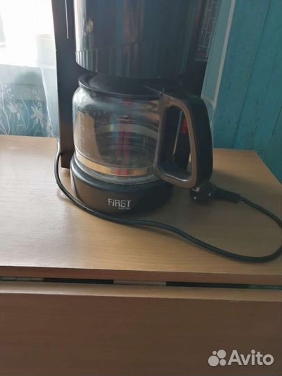 Кофеварка капельная first