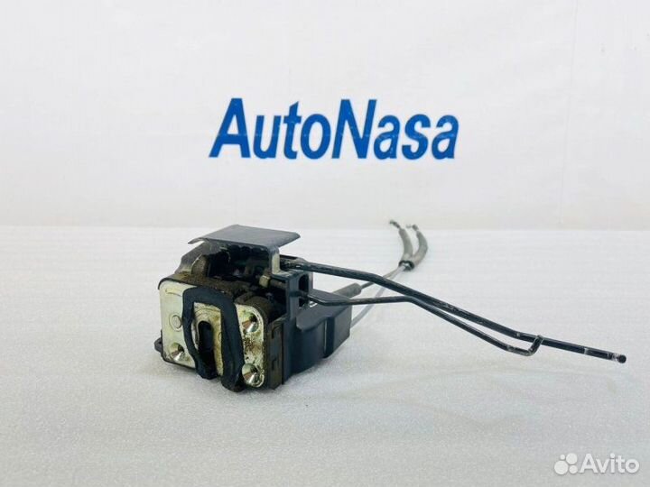 Замок двери передний левый Hyundai Solaris