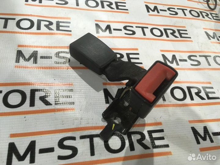 Замок ремня безопасности задний правый Bmw X5 E53