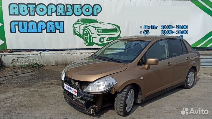 Коллектор выпускной Nissan Tiida 14002-EE00A