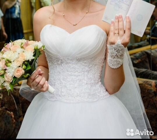 Свадебное платье