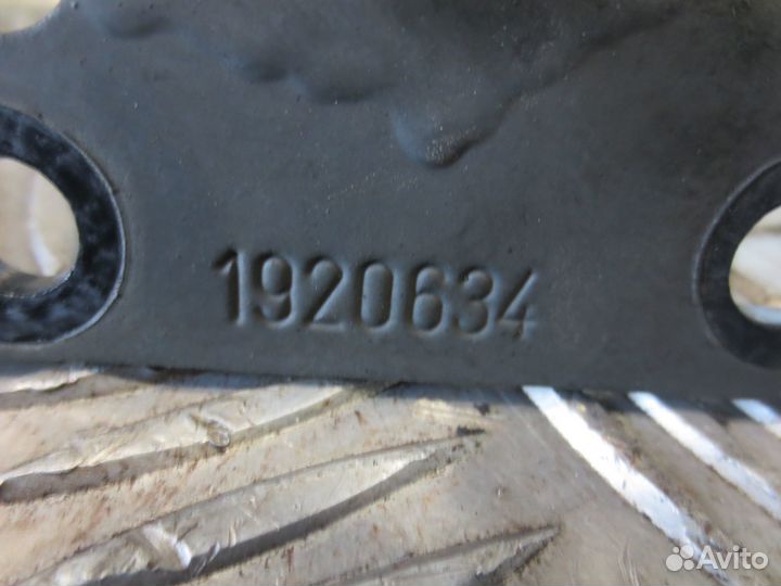 Кронштейн DAF 1920634