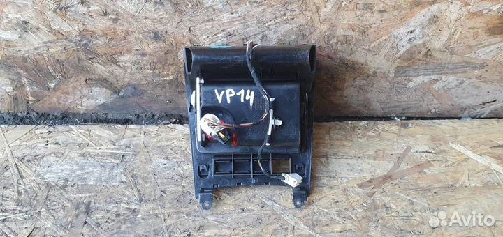 Пепельница передняя Volkswagen Golf V 2003-2009