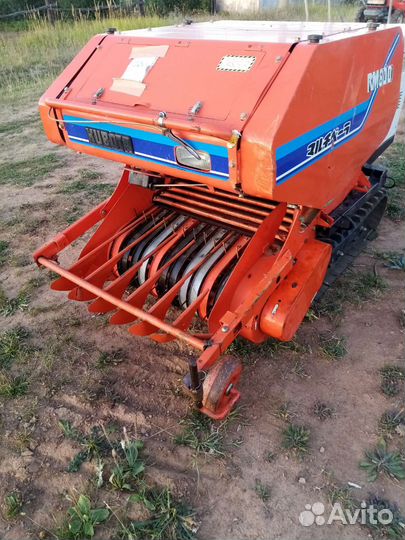 Пресс-подборщик Kubota RM800, 1993