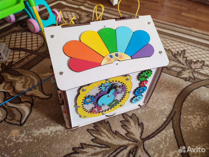 Бизиборд домик со светом